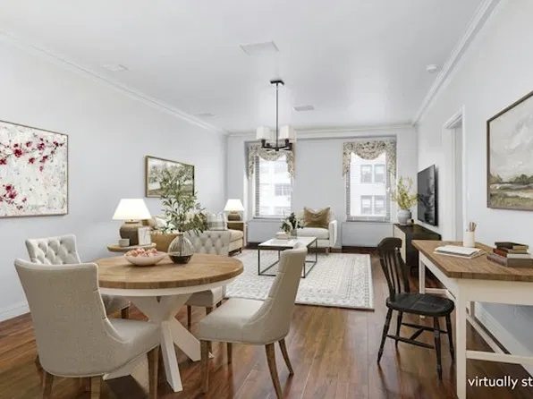 465 Park Avenue image 1 of 10