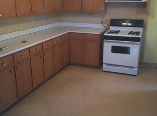 8822 N 30th St, Omaha, NE 68112