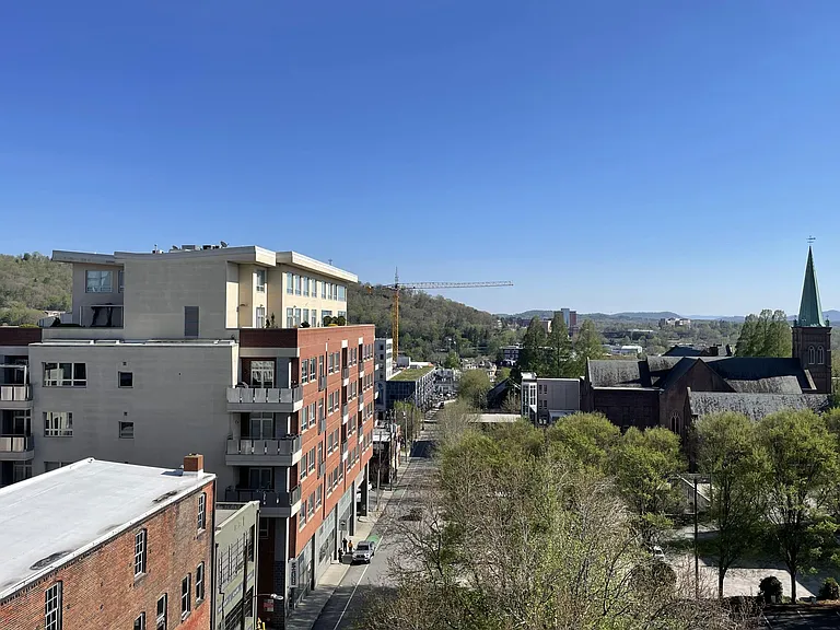 59C College St #407 — Photo 36
