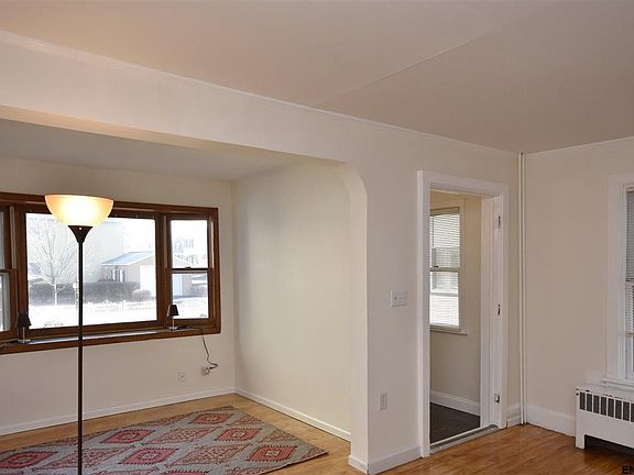 3rd image of 60 1st St