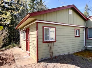 4930 228th St SW #B, Mountlake Terrace, WA 98043