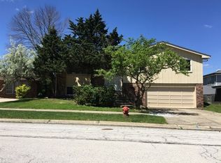 342 S Maryland Ave, Glenwood, IL 60425
