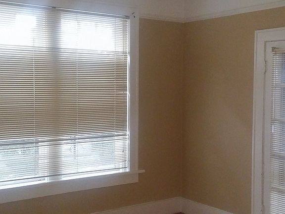 2nd image of 215 E 10th St APT A