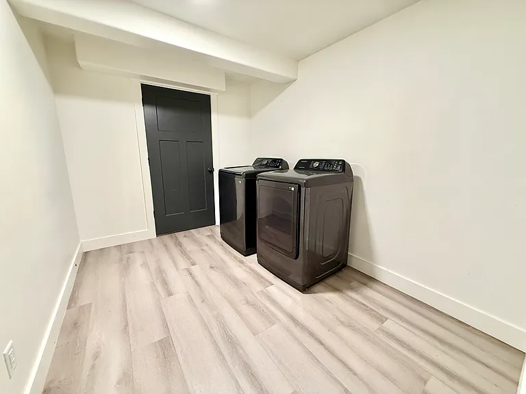 1348 E 900 S — Photo 5