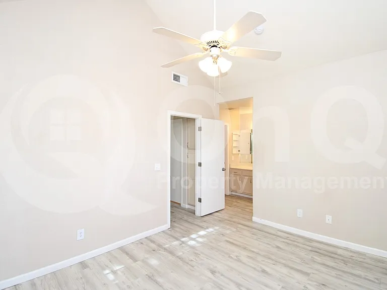 1633 E Lakeside Dr #85 — Photo 10