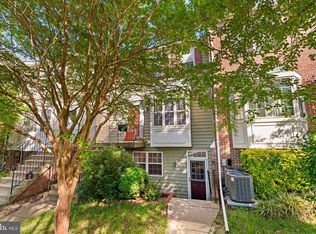 2463 Wentworth Dr, Crofton, MD 21114