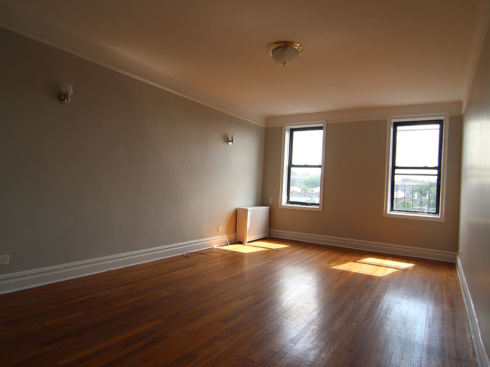 1st image of 3070 48th St APT 4D