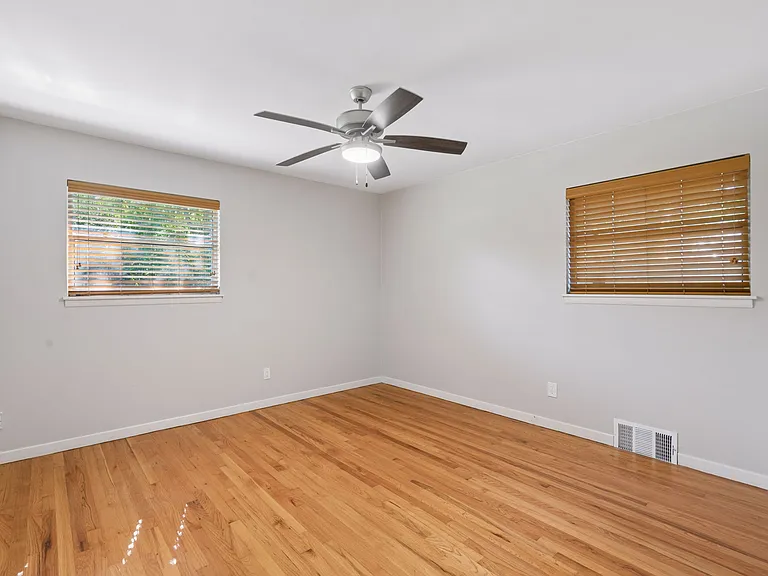 3605 Jeanette Dr — Photo 11