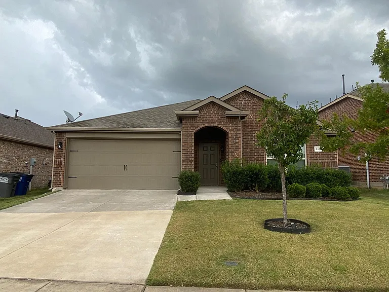 2105 Meadow Park Dr — Photo 17