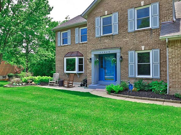 3rd image of 11945 Stonequarry Ct