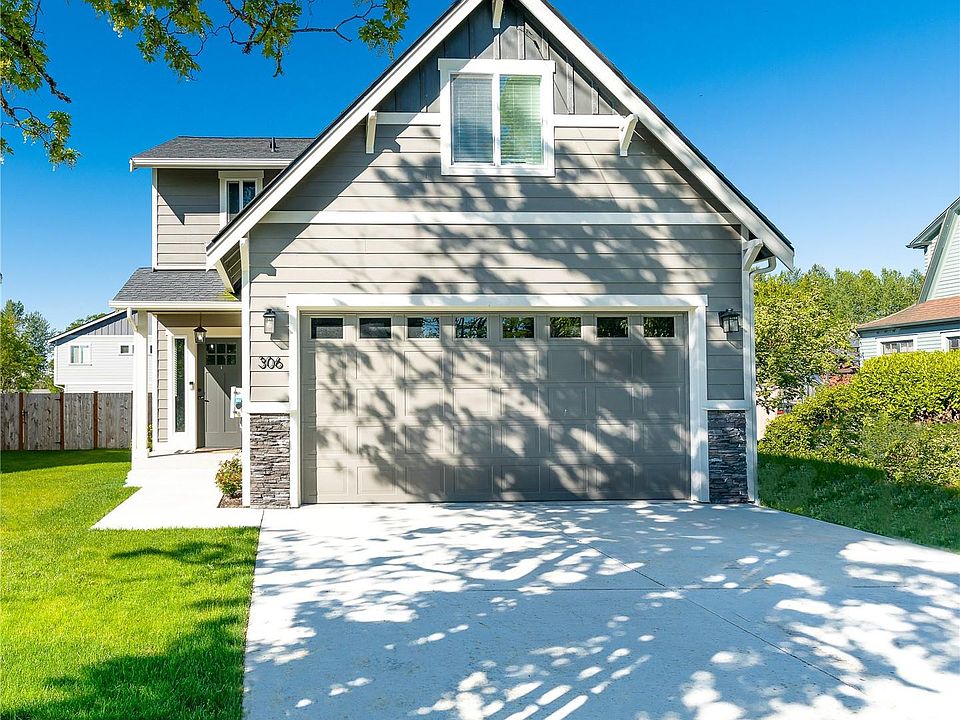 1st image of 306 Van Trump Ave NE