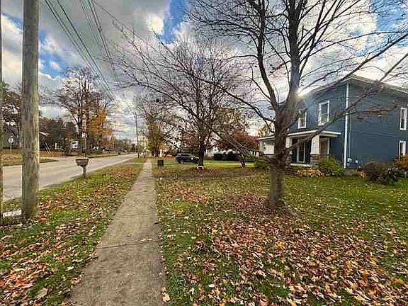 5th image of 284 S Main St