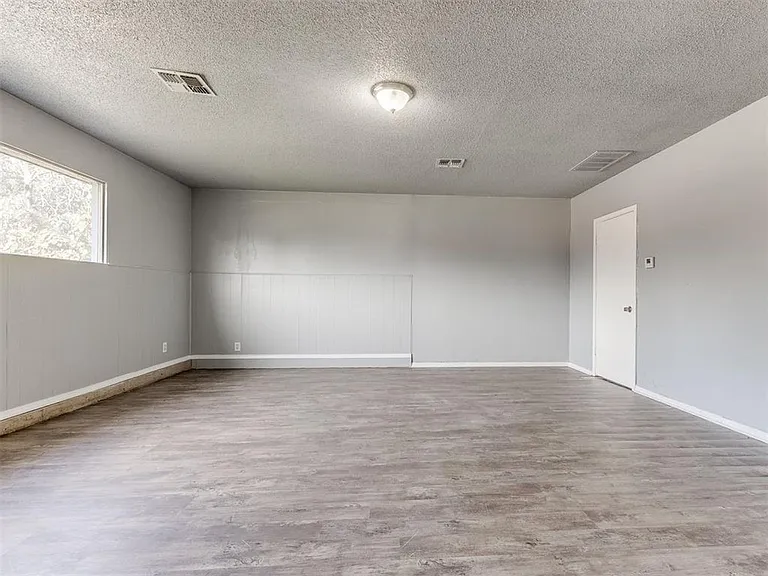 3020 SW 65th Pl — Photo 10
