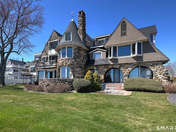 8 Seaside Avenue #8, Milford, CT 06460