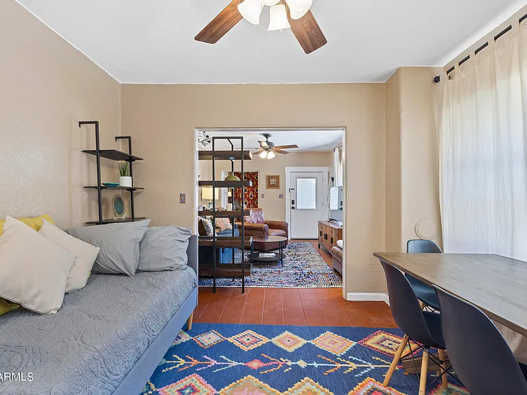 188 S Adonis Ave — Photo 11