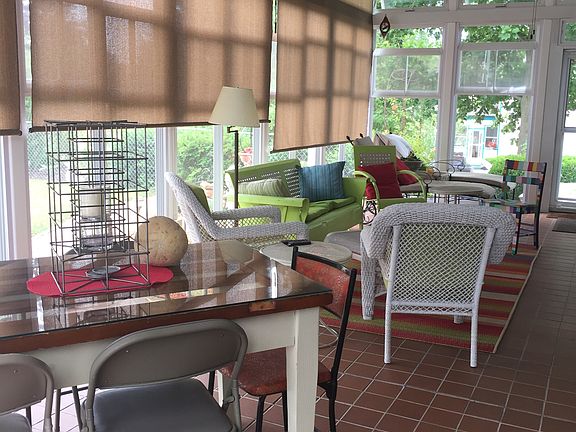 Three-Seasons Porch