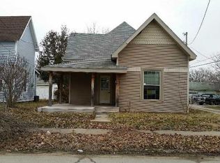 208 E Green St, Frankfort, IN 46041