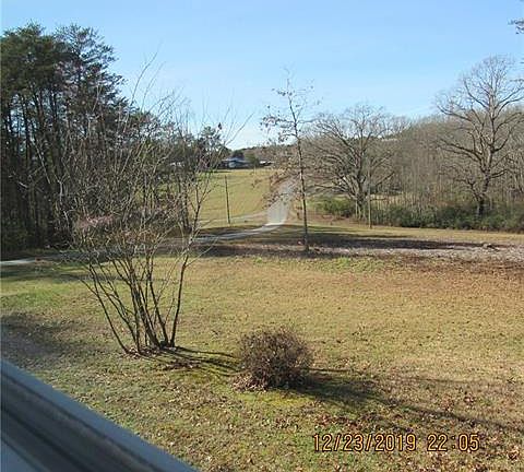 3rd image of 3882 Moorelane Park Dr