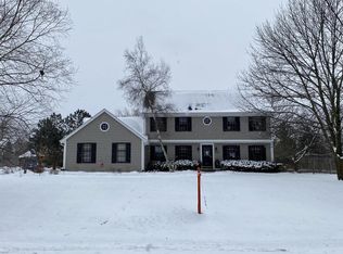 12110 N Ridgeway Ave, Mequon, WI 53097