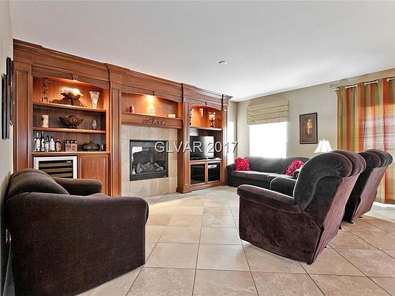 5th image of 820 Canterra St Unit 2056