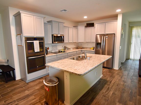 3rd image of 11440 W Foxfire Dr