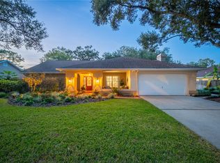 18239 Clear Lake Dr, Lutz, FL 33548