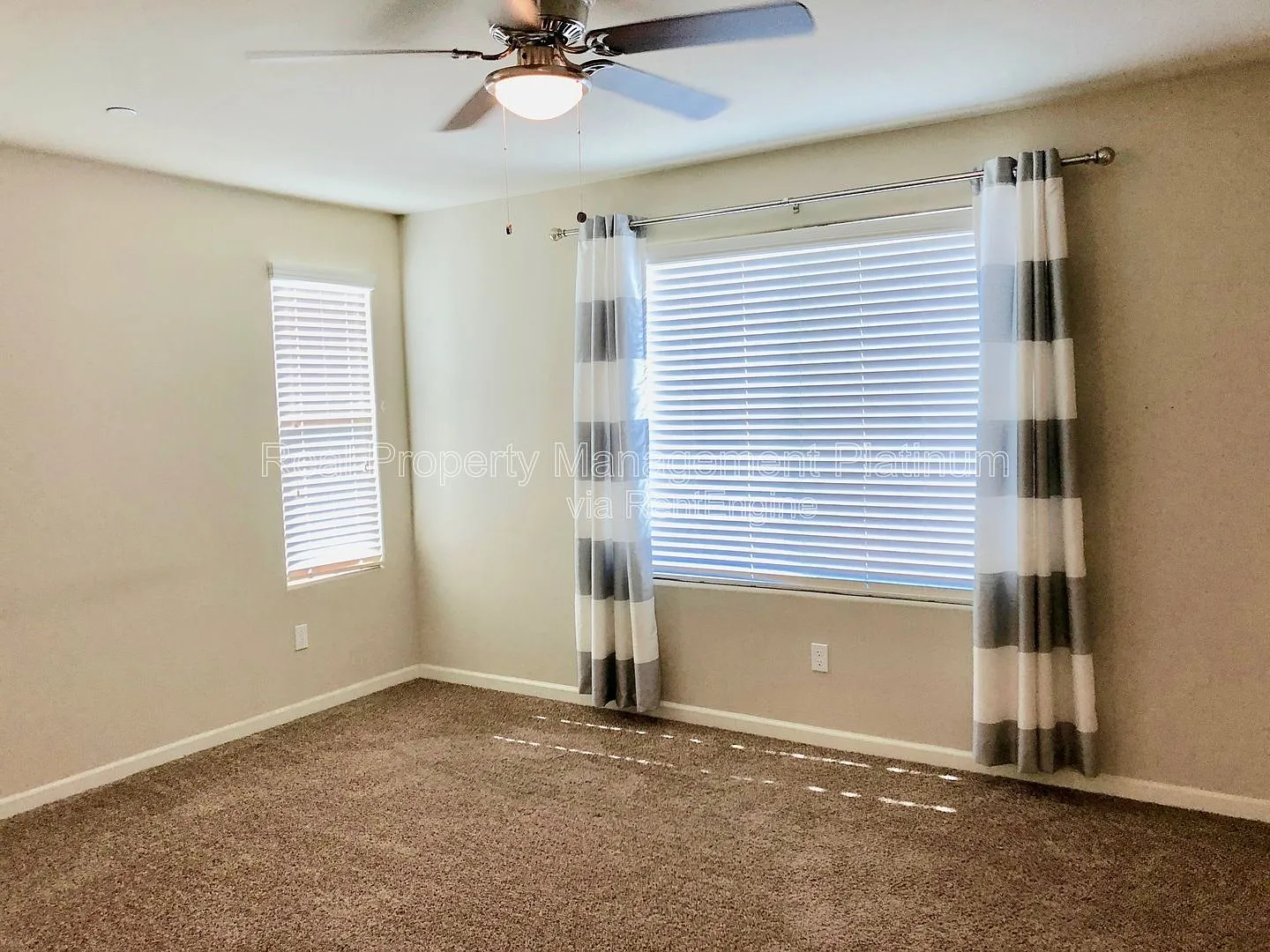 3 bed, 2.5 bath, 1423 sqft, $2,195 — Photo 4