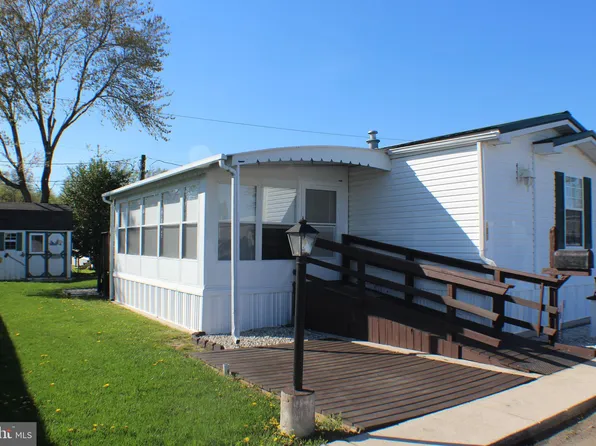 321 Delta Rd, Wilmington, DE 19810