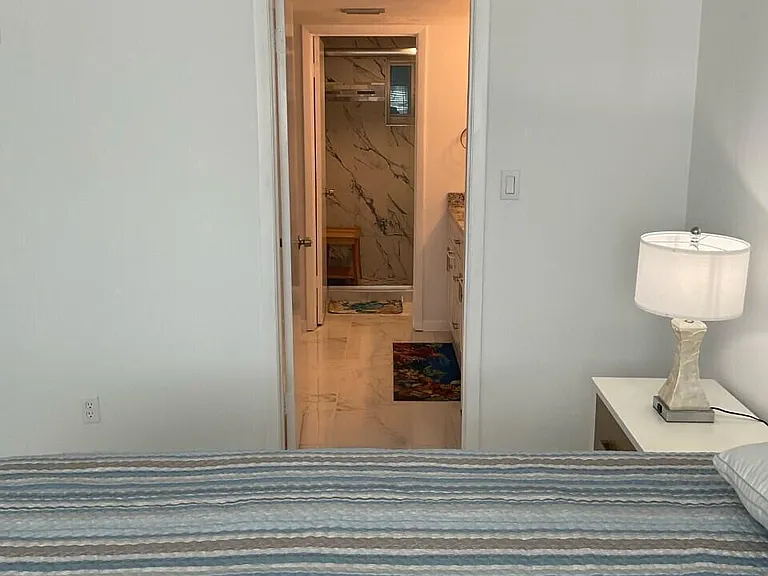 100 Silver Beach Ave #420 — Photo 10