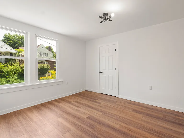 147 Clairmont Ave — Photo 35