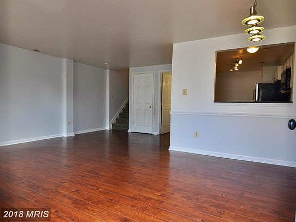 4th image of 19813 Larentia Dr