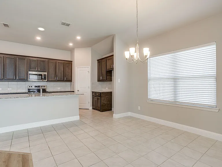 1448 Eagle Nest Dr — Photo 8