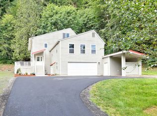 7709 Tolt River Rd NE, Carnation, WA 98014