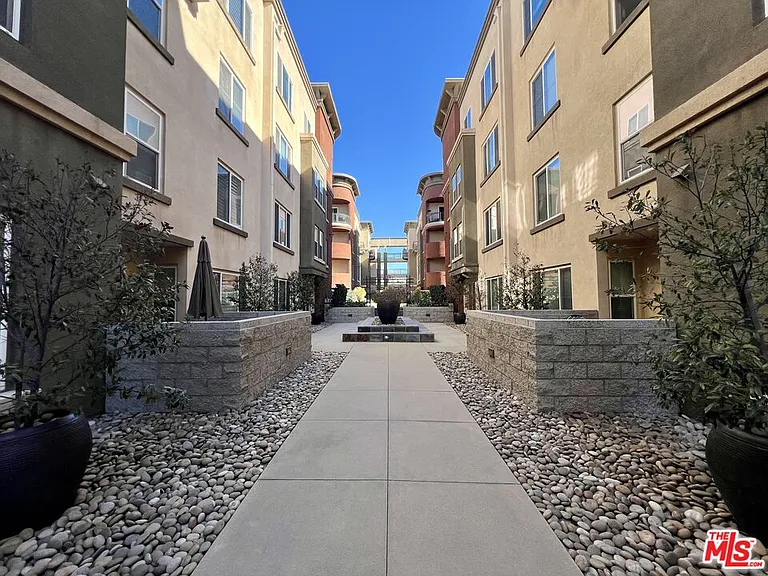 6020 Seabluff Dr #302 — Photo 10