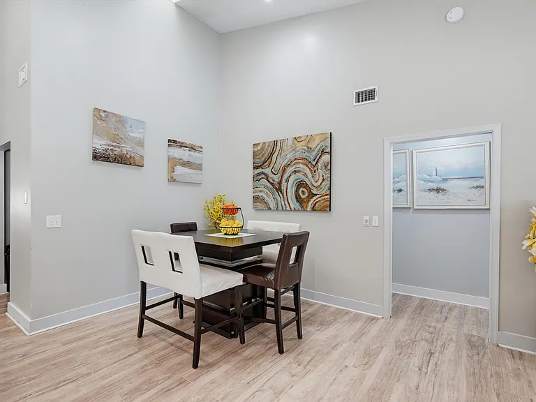 1619 Wiltshire Village Dr — Photo 30