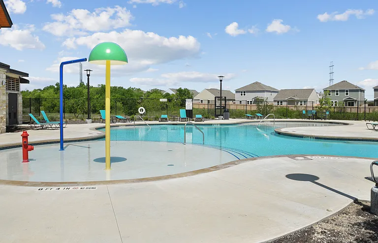 Beacon at Vine Creek Rental Homes — Photo 15