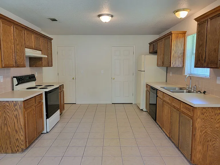 305 Grizzly Trl — Photo 7