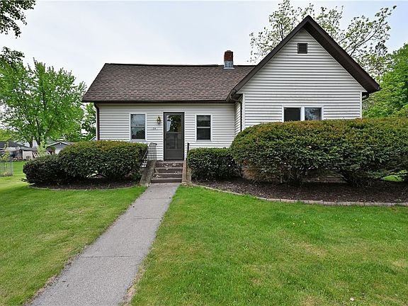 4th image of 214 8th Avenue