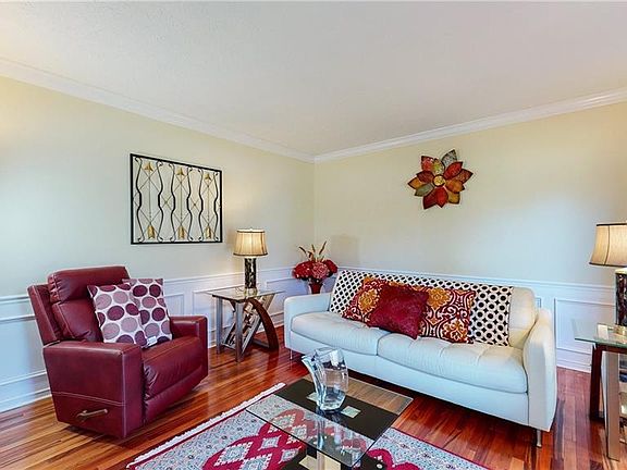 3rd image of 6238 Arbor Glen Ct