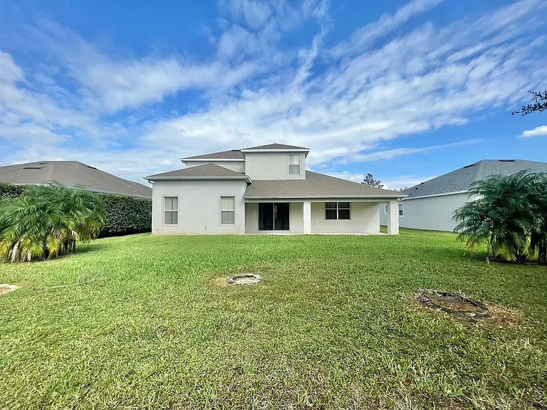 2370 Hinsdale Dr — Photo 36