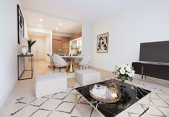 3rd image of 75 Wall St APT 20P