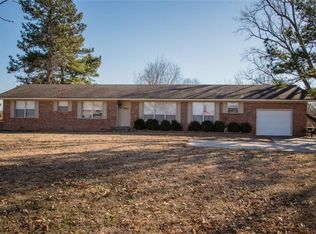 2301 W Main St, Lavaca, AR 72941