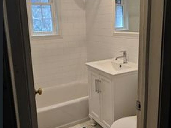 5th image of 1224 N Meade St APT 20
