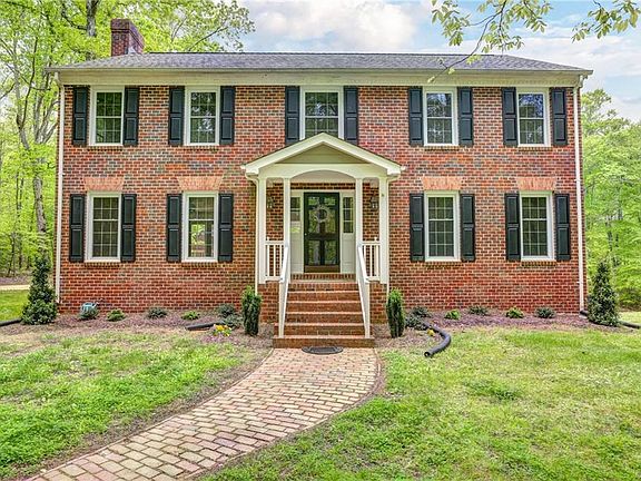 4th image of 9240 Larkwood Ct