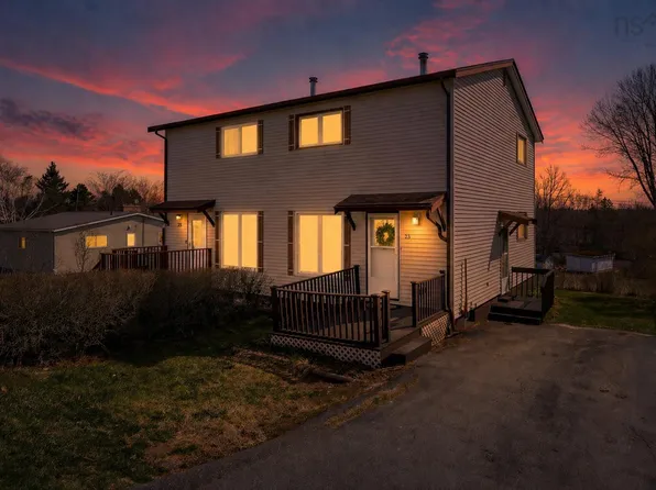 23 Tillock Dr, Halifax, NS B4C 1K6