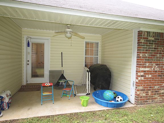 5th image of 111 Cypress Grove Dr