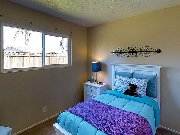 2nd image of 2673 Kimball Dr