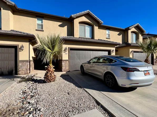 2520 Blackhawk Dr Unit 30, Santa Clara, UT 84765