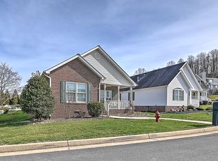 12818 Southampton Cir, Bristol, VA 24202