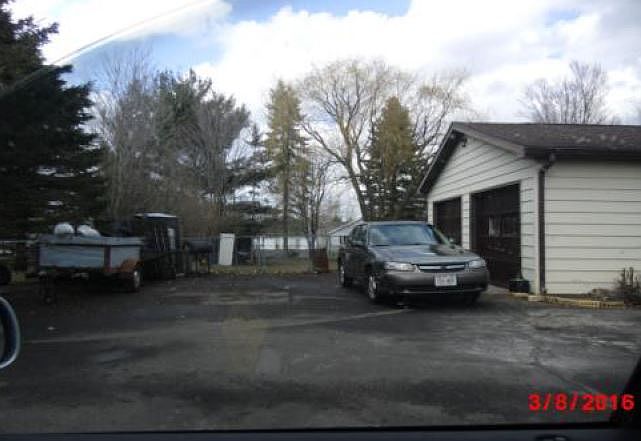 2nd image of 209 N East Ave